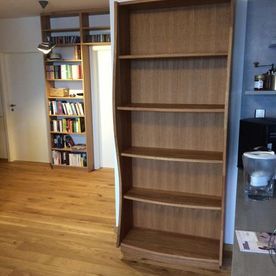 Schrank-Regal